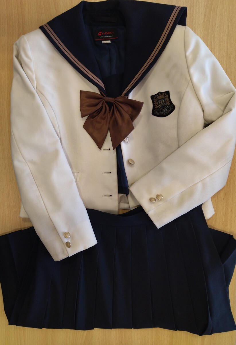 岡山県[岡山南高等学校] 女子制服 165A 冬服上下・白ジャケット 4点セット(63.54) 最新モデル・KANKOの画像1