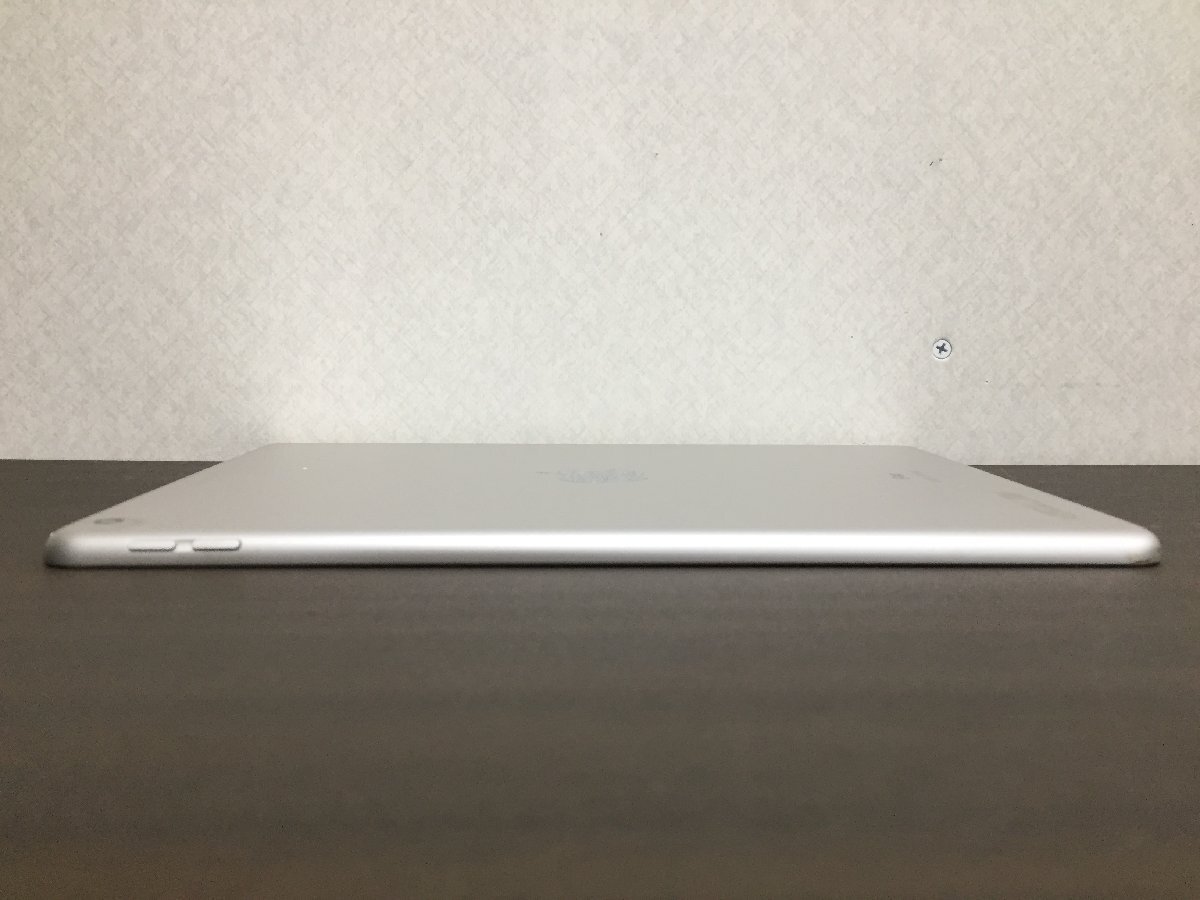 Apple iPad7 32GB 10.2インチ バッテリー95％ 画面割れ Wi-Fiモデル A2197 第7世代 シルバー 現状品の画像5