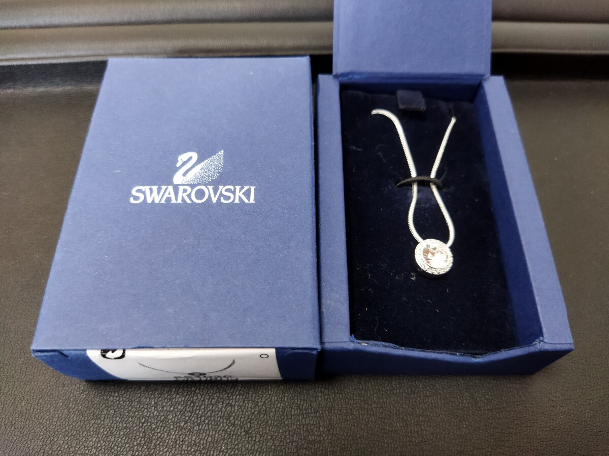 スワロフスキー SWAROVSKI ネックレス クリスタル ペンダント 箱付 アクセサリーの画像1