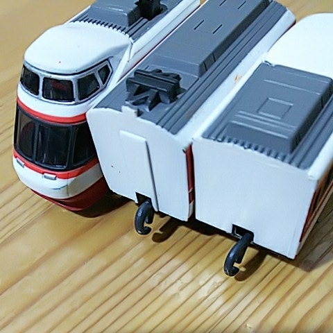 【全品送料無料】 カプセルプラレール【モーター車 ロマンスカー】10000形 小田急 カプセルプラレール