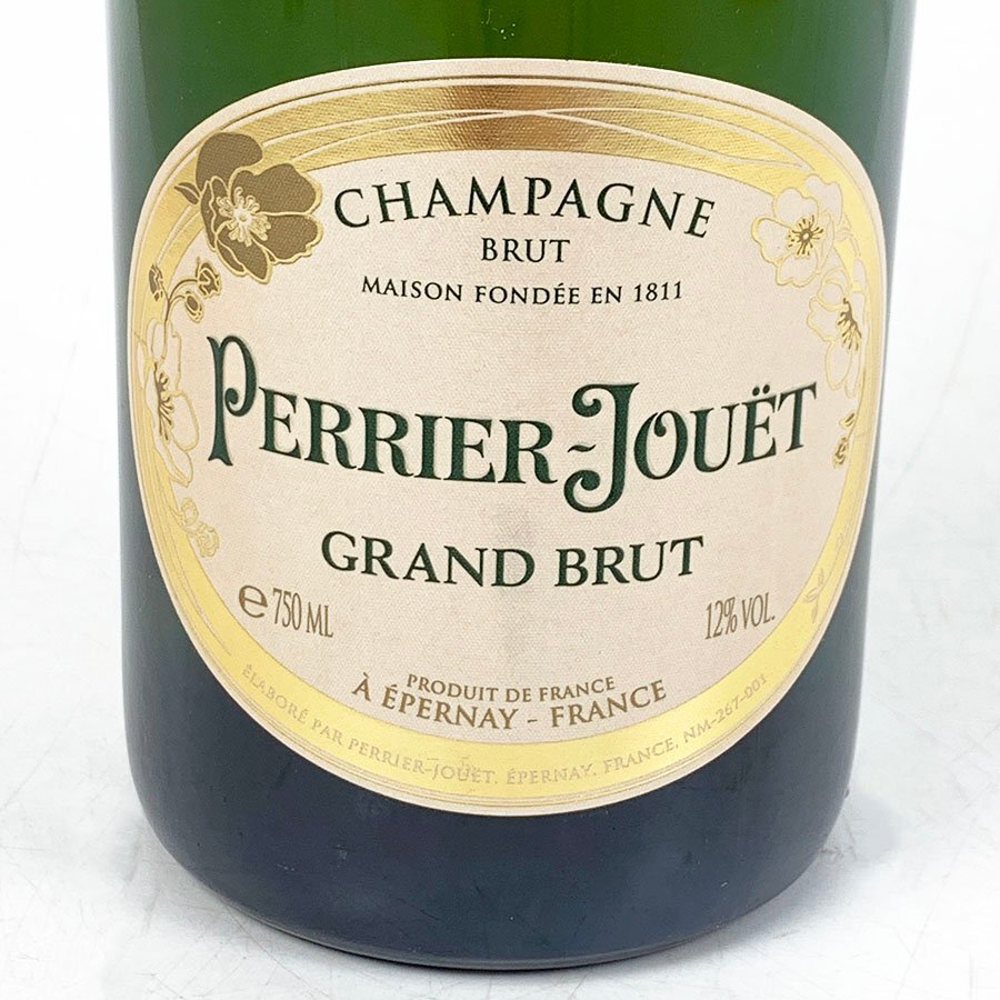 未開栓 古酒 PERRIER JOUET ペリエ ジュエ グラン ブリュット 750ml グラス2脚入りボックス [U12395]_画像4