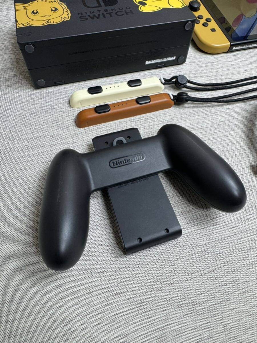 Nintendo 任天堂 Switch ポケットモンスター Let's Go! ピカチュウ セット 初期化済み 動作確認済み 欠品あり 中古品の画像2