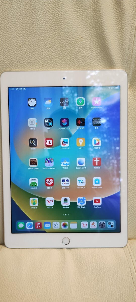 iPad Wi-Fi シルバー第五世代 32gb キズなど少ない方 背面とディスプレイは無疵 の画像4