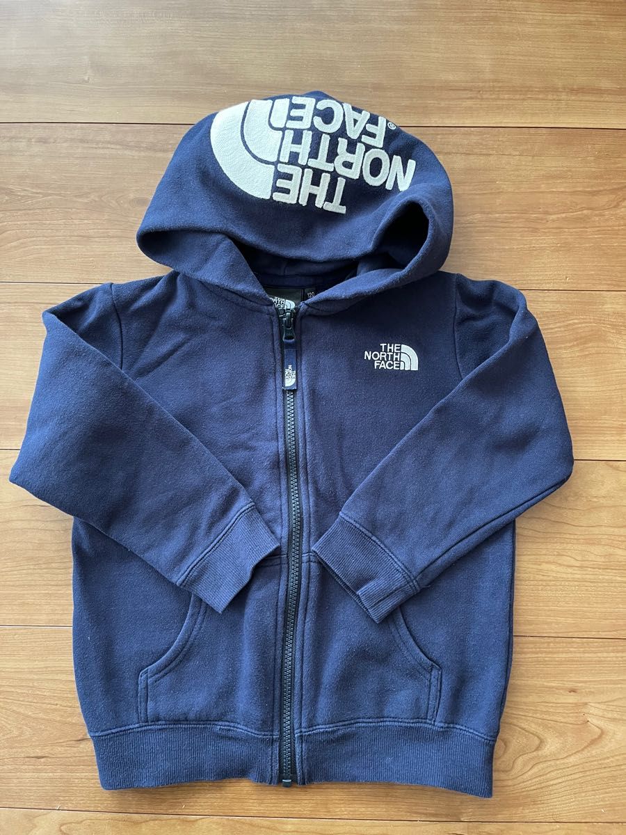 THE NORTH FACE  キッズ パーカー　刺繍ロゴ　120センチ