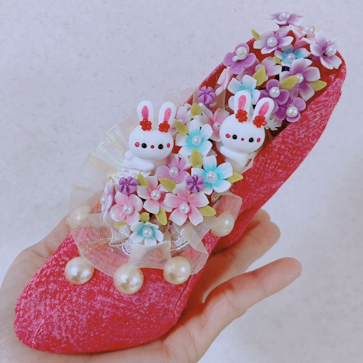 幸せのうさぎちゃん☆樹脂粘土☆粘土☆☆プレゼント☆ピンクのハイヒール☆置物の画像3