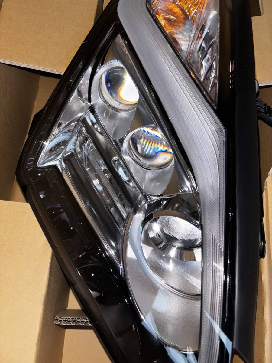 超美品 純正 R35 GT-R 35R 稲妻 イナズマ 後期 最終型 LED GTR ヘッドライト 左右 刻印A_画像2