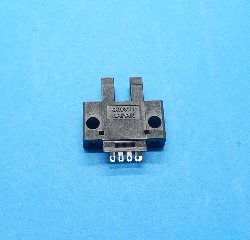 EE-SX670　フォト・マイクロセンサ　オムロン　未使用品_画像2