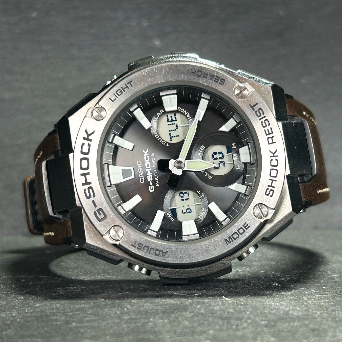 美品 CASIO カシオ G-SHOCK ジーショック G-STEEL ジースチール GST-W130L-1A 腕時計 タフソーラー 電波時計 アナデジ ステンレススチールの画像4