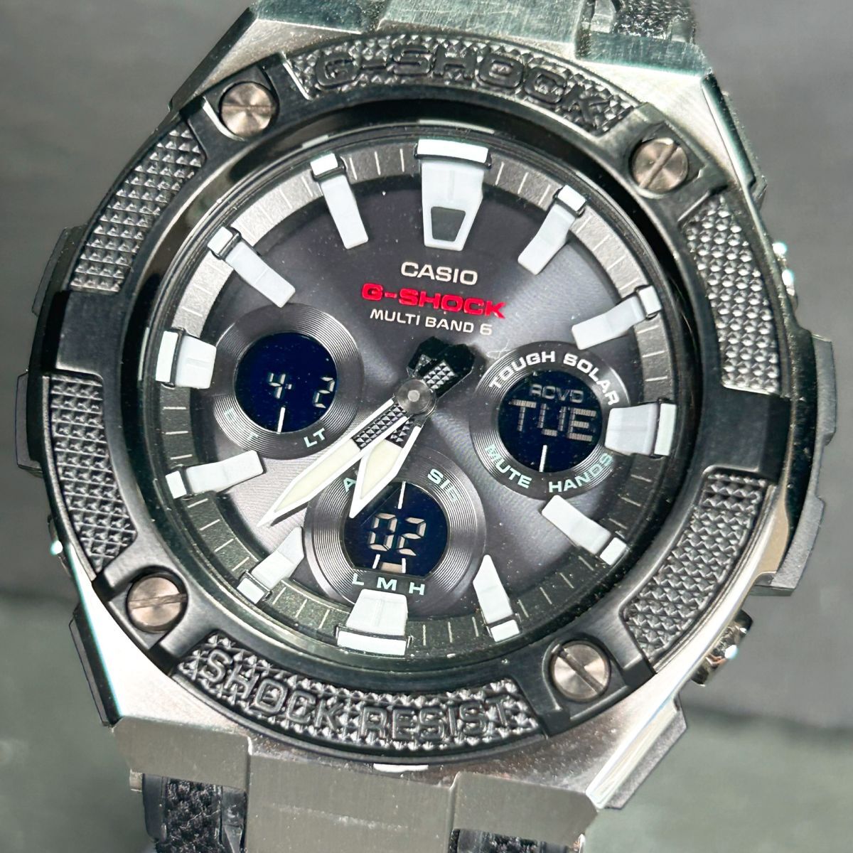 美品 CASIO カシオ G-SHOCK ジーショック G-STEEL ジースチール GST-W330AC-1A 腕時計 タフソーラー 電波時計 アナデジ 多機能 メンズの画像2