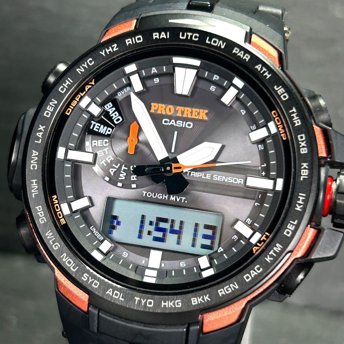 新品 CASIO カシオ PRO TREK プロトレック PRW-6000Y-1 腕時計 タフソーラー 電波時計 アナデジ カーボンファイバー 多機能 温度計測機能の画像2