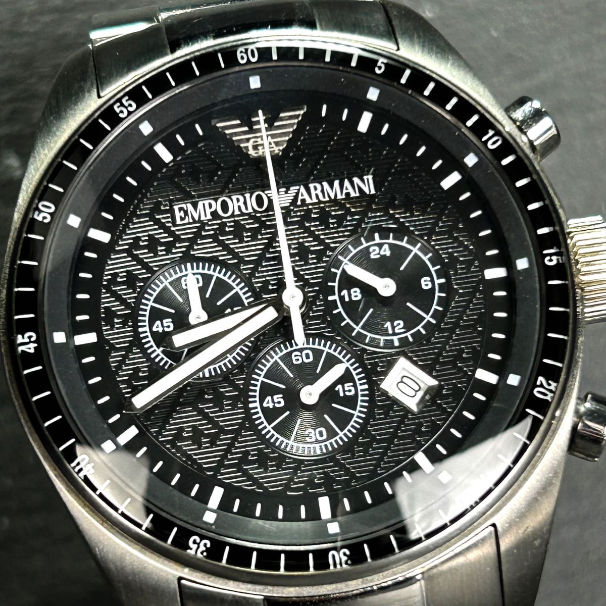 美品 EMPORIO ARMANI エンポリオアルマーニ AR0585 腕時計 クオーツ アナログ クロノグラフ カレンダー 黒 新品電池交換済み 動作確認済みの画像1