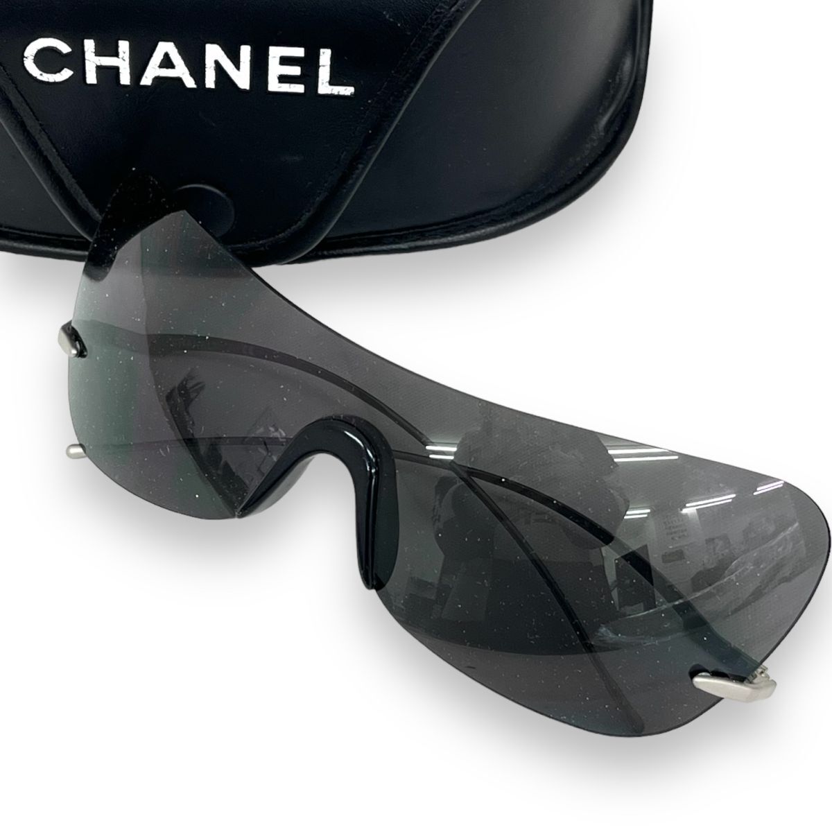 CHANEL Chanel sunglasses glasses small articles I wear fashion brand 13549 45002 shield Shape b rack case attaching 