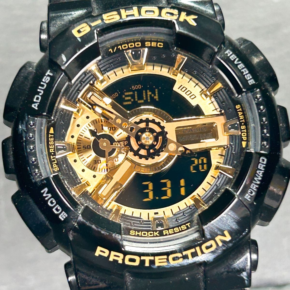 CASIO カシオ G-SHOCK ジーショック GA-110GB-1A 腕時計 クオーツ アナデジ カレンダー ブラック×ゴールド ステンレススチール 電池交換済_画像1