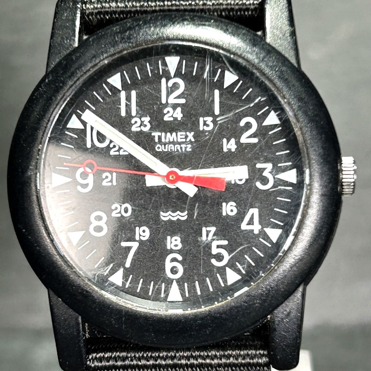 TIMEX Timex CAMPER туристский фургон T18581 наручные часы кварц аналог 3 стрелки черный циферблат текстильный ремень новый товар батарейка заменена рабочее состояние подтверждено 