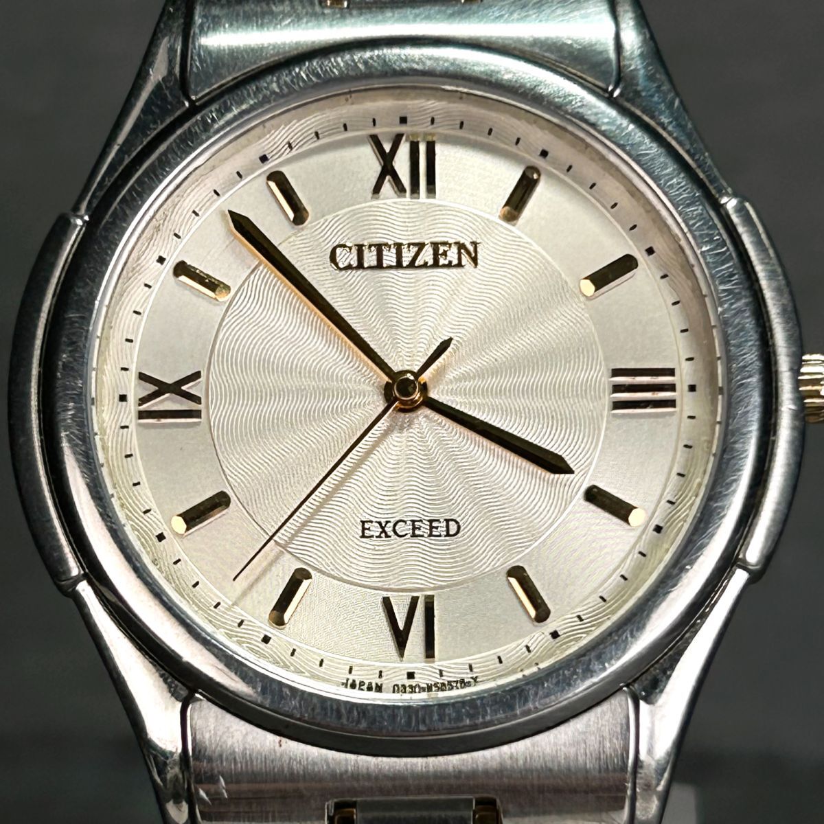 良品 CITIZEN シチズン EXCEED エクシード 0330-H30776 腕時計 クオーツ アナログ 3針 ステンレススチール 新品電池交換済み 動作確認済み_画像3