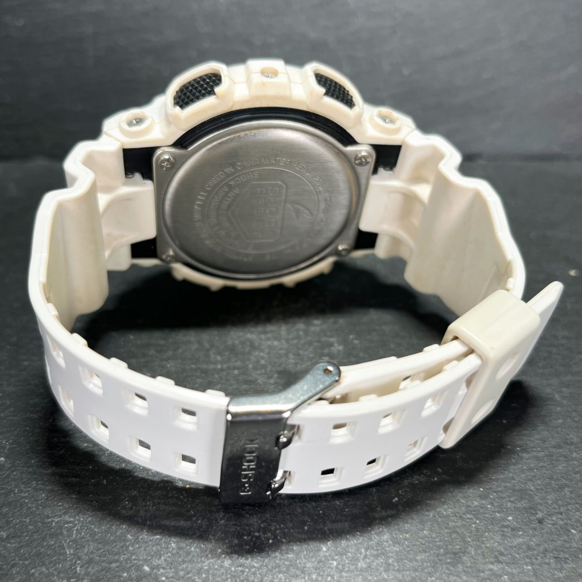 CASIO カシオ G-SHOCK Gショック GA-110GW-7AJF メンズ 腕時計 アナデジ クオーツ ブラック文字盤 ホワイト 樹脂ベルト 新品電池交換済みの画像6
