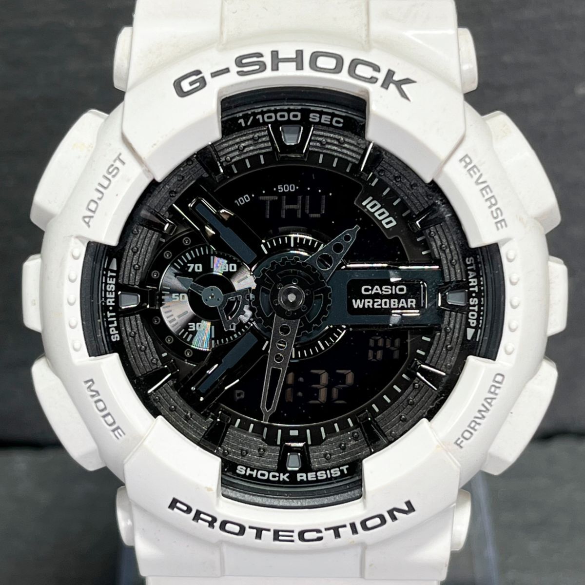 CASIO カシオ G-SHOCK Gショック GA-110GW-7AJF メンズ 腕時計 アナデジ クオーツ ブラック文字盤 ホワイト 樹脂ベルト 新品電池交換済みの画像1