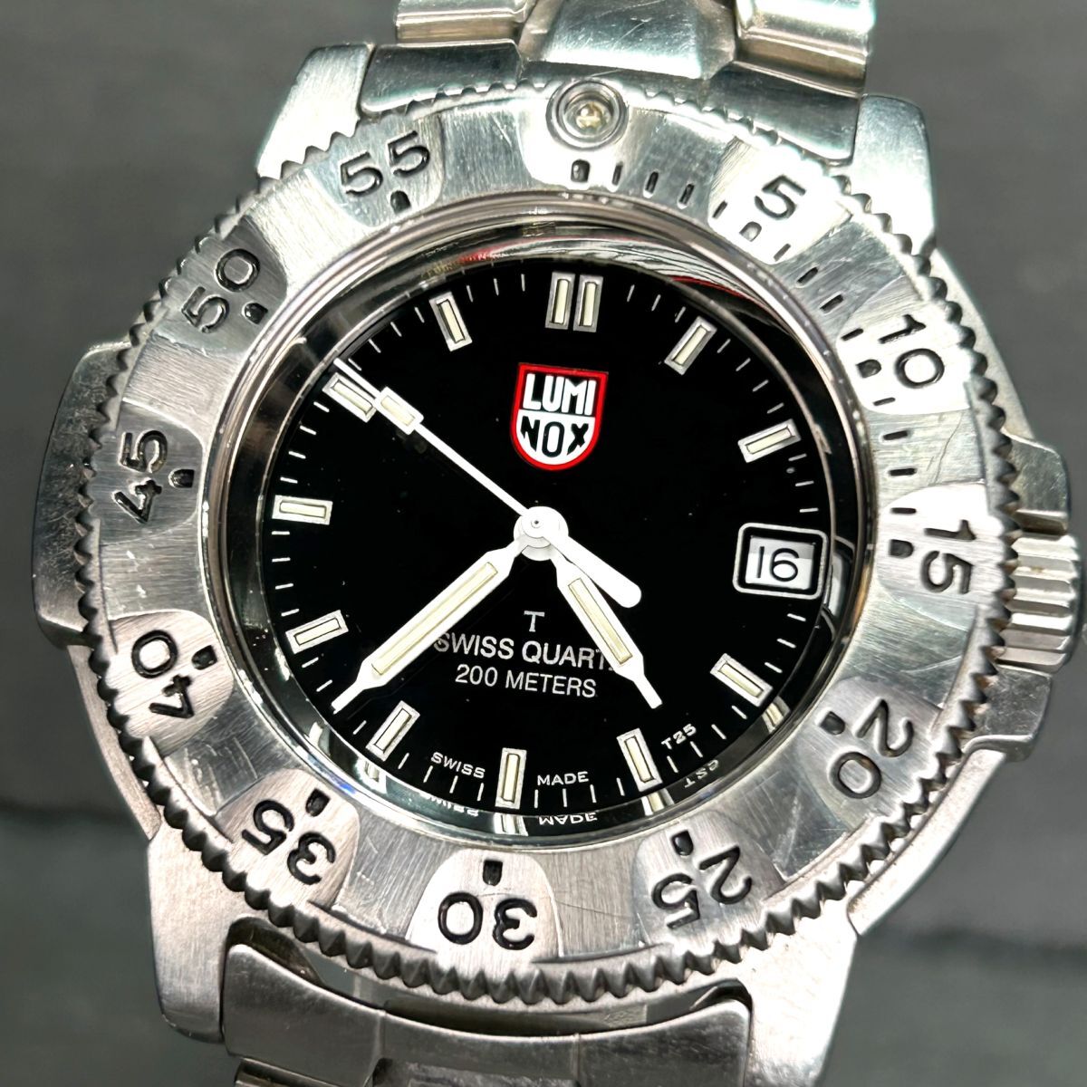 LUMINOX ルミノックス NAVY SEAL ネイビーシールズ 3200シリーズ 3202 腕時計 クオーツ アナログ ダイバーズ カレンダー メンズ 動作確認済の画像2