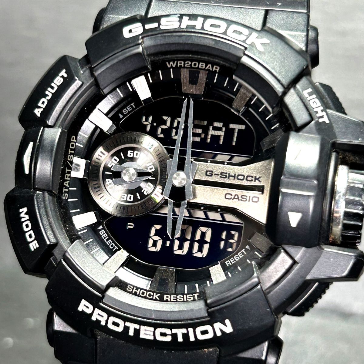 美品 CASIO カシオ G-SHOCK ジーショック GA-400GB-1A 腕時計 クオーツ アナデジ 多機能 ブラック×シルバー ステンレス 新品電池交換済み