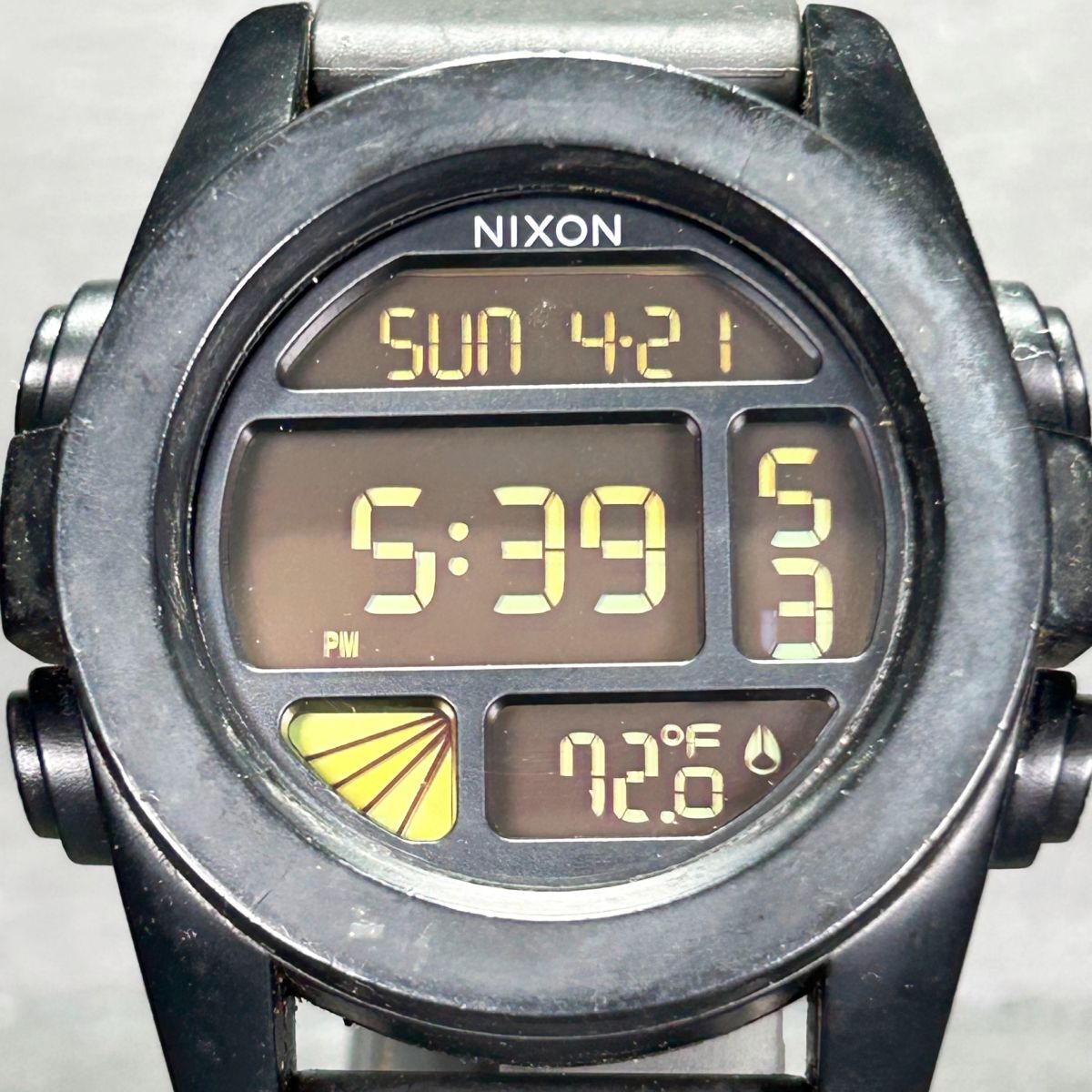 NIXON ニクソン THE UNIT ザ ユニット SS 11G 腕時計 クオーツ デジタル カレンダー 多機能 ブラック ステンレススチール 新品電池交換済みの画像3