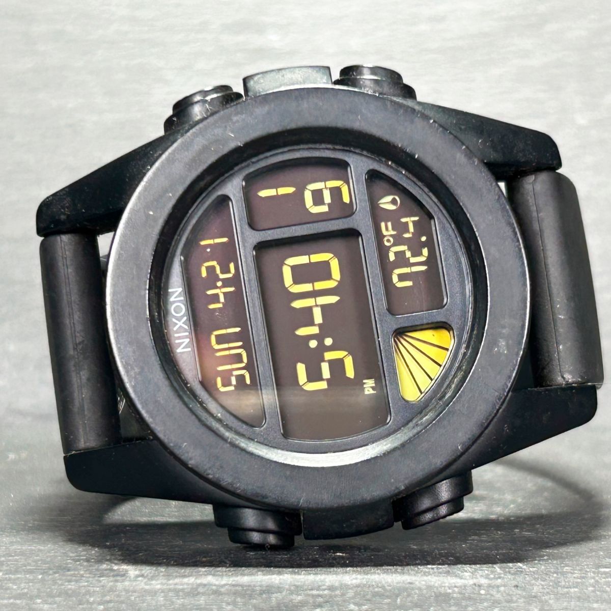 NIXON ニクソン THE UNIT ザ ユニット SS 11G 腕時計 クオーツ デジタル カレンダー 多機能 ブラック ステンレススチール 新品電池交換済みの画像4