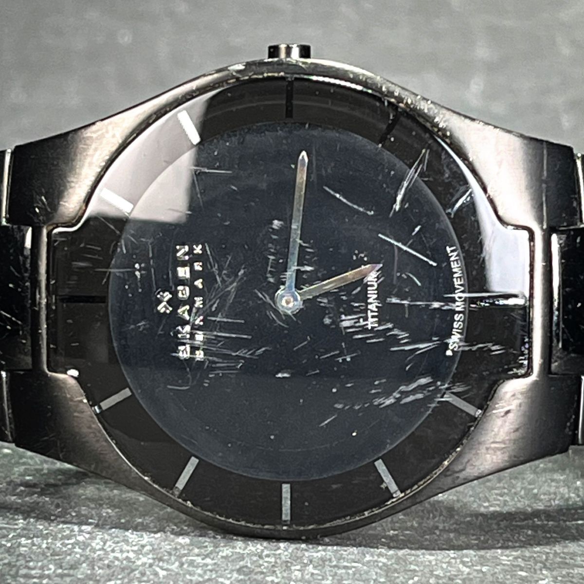 SKAGEN スカーゲン Black Label ブラックレーベル 585XLTMXB 腕時計 アナログ クオーツ ２針 ラウンド チタン メタルベルト 両開き式