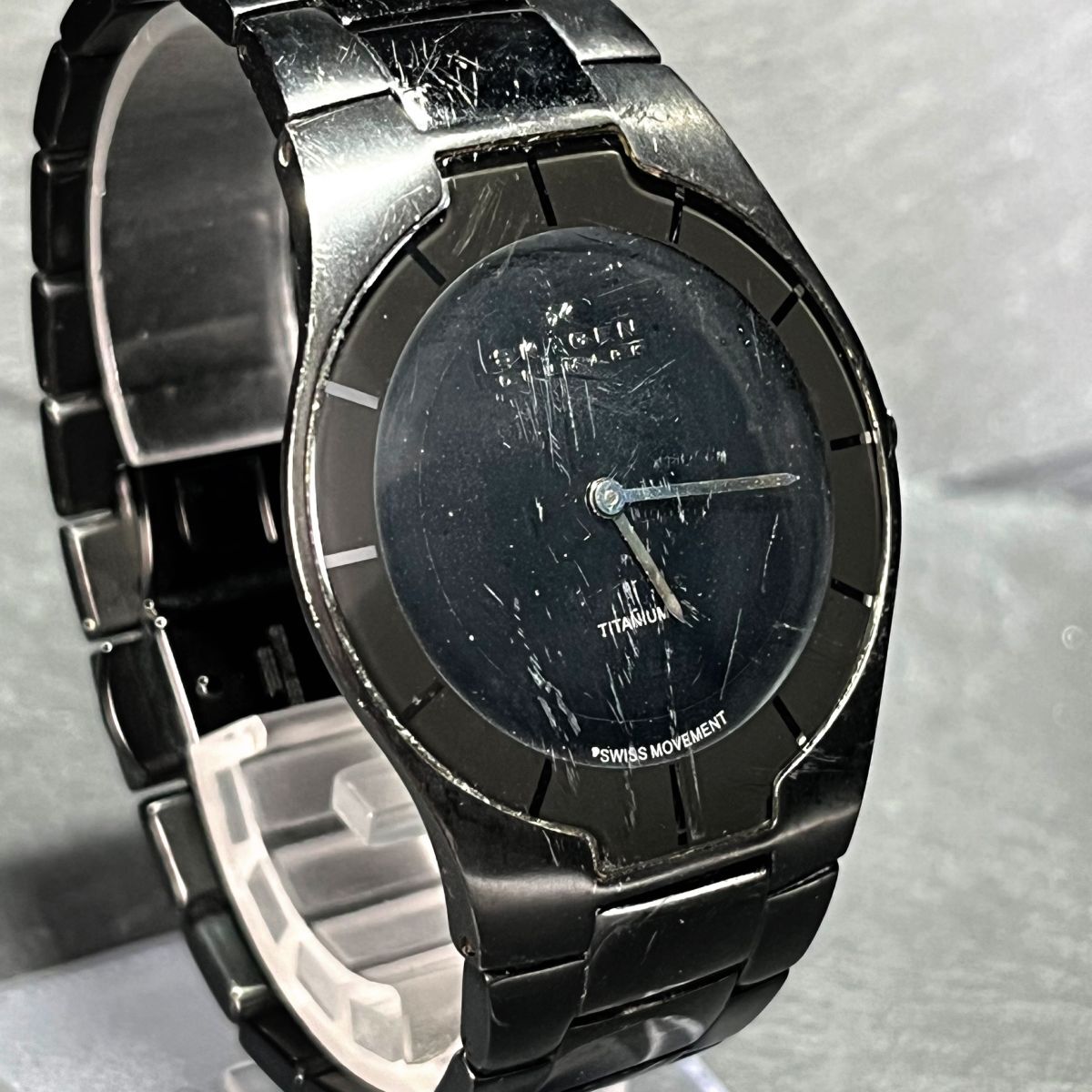 SKAGEN スカーゲン Black Label ブラックレーベル 585XLTMXB 腕時計 アナログ クオーツ ２針 ラウンド チタン メタルベルト 両開き式