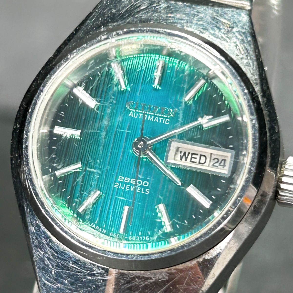 CITIZEN シチズン AUTOMATIC 4-661320 腕時計 自動巻き アナログ デイデイトカレンダー ステンレススチール グリーン文字盤 動作確認済みの画像2