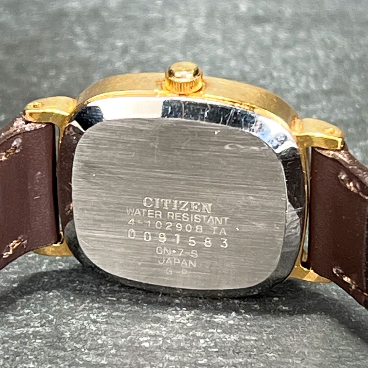 CITIZEN シチズン QUARTS クオーツ 4-102908 腕時計 アナログ スクエア 3針 ブラウン文字盤 レザーベルト ゴールドケース ステンレス