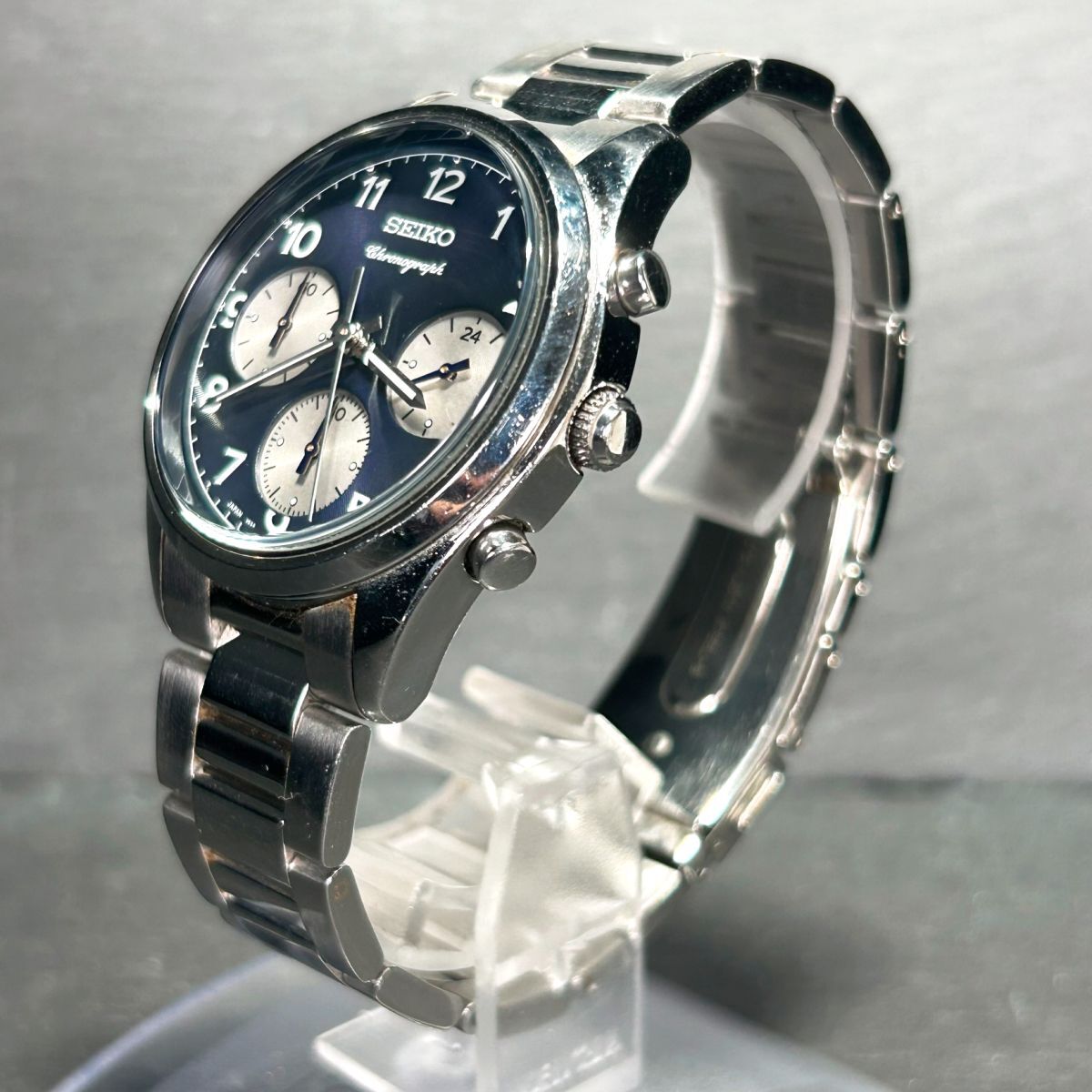 希少 美品 SEIKO セイコー クロノグラフ V654-0AB0 腕時計 クオーツ 多針アナログ ネイビー文字盤 ステンレススチール メンズ 動作確認済みの画像4