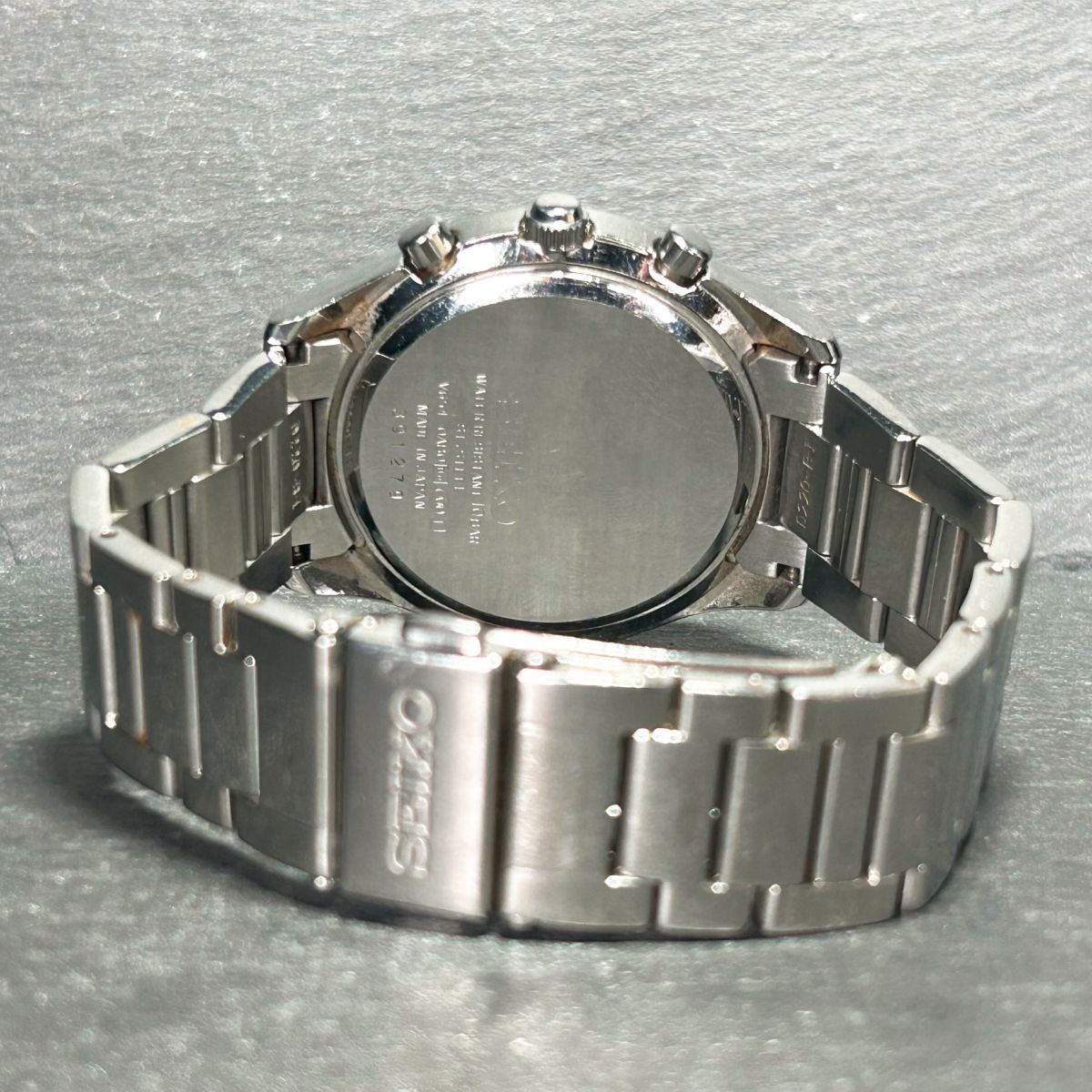希少 美品 SEIKO セイコー クロノグラフ V654-0AB0 腕時計 クオーツ 多針アナログ ネイビー文字盤 ステンレススチール メンズ 動作確認済みの画像6
