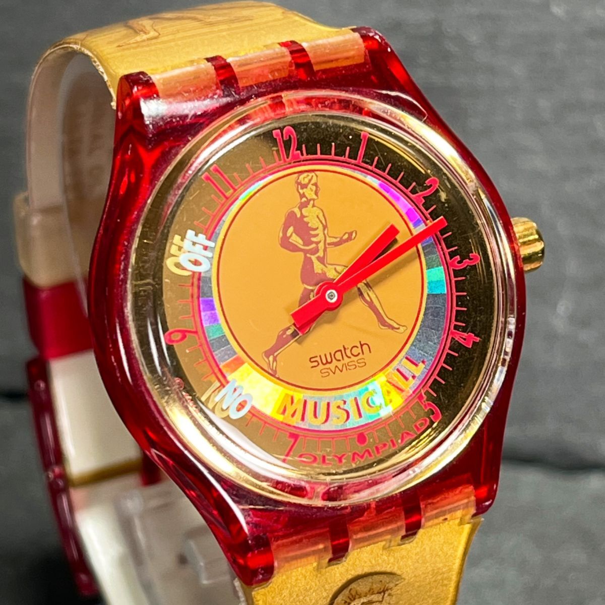  сувенир SWATCH Swatch MUSICALL мюзикл DOLICHOSdo Rico sAG1994 SLZ102 наручные часы аналог кварц Gold новый товар батарейка заменена 