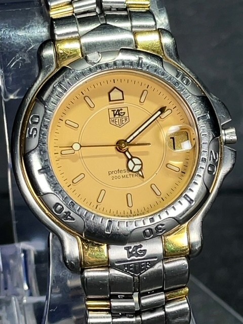 美品 TAG HEUER タグホイヤー プロフェッショナル200 6000シリーズ デイト WH1253 クォーツ 腕時計 ダイバーズウオッチ 高級腕時計の画像3