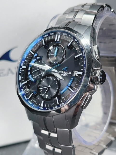 美品 CASIO OCEANUS カシオ オシアナス マンタ Manta OCW-S3000-1AJF 電波ソーラー 腕時計 チタン アナログ ブルー カレンダー ブラックの画像4