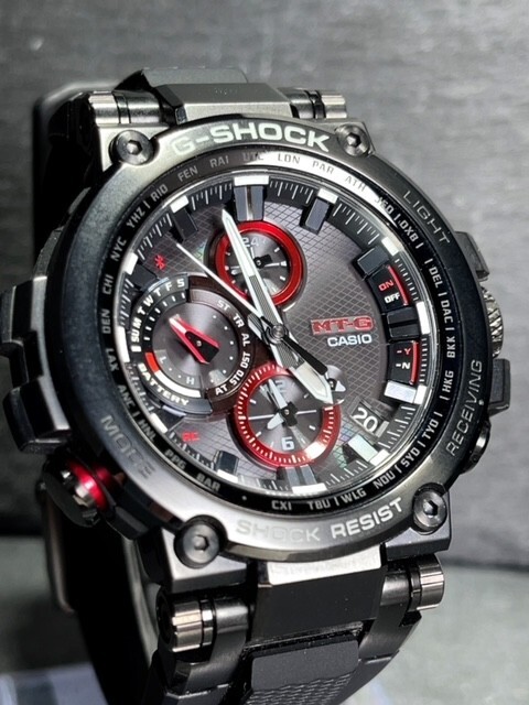 超美品 CASIO カシオ G-SHOCK ジーショック MT-G 腕時計 電波ソーラー腕時計 モバイルリンク Bluetooth スマホリンク MTG-B1000B-1AJF_画像2