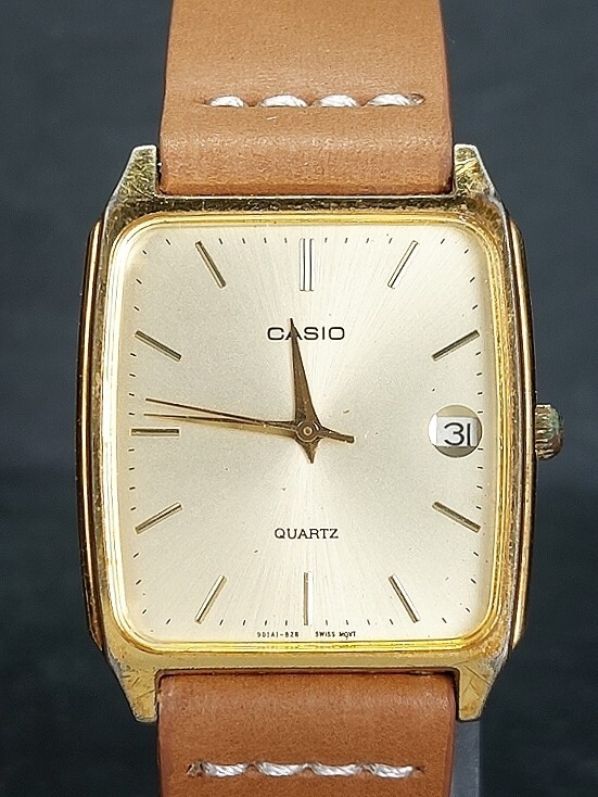 CASIO カシオ MQ-523 アナログ クォーツ ヴィンテージ 腕時計 3針 ゴールド文字盤 デイトカレンダー レザーベルト ステンレススチールの画像1