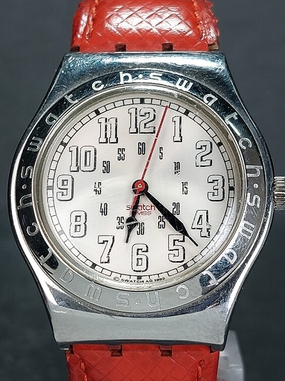 SWATCH スウォッチ IRONY アイロニー RED AMAZON YLS103 アナログ クォーツ 腕時計 ホワイト文字盤 レッド レザーベルト 新品電池交換済みの画像1