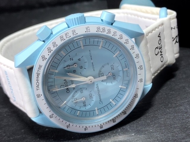 美品 Swatch × Omega Mission to Uranus スウォッチ × オメガ ミッション トゥ ウラヌス 腕時計 バイオセラミック SO33L100 高級腕時計の画像5