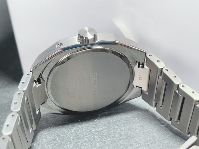 国内正規品 新品 SEIKO セイコー ASTRON アストロン ネクスター 電波 ソーラー 腕時計 チタン カレンダー 防水 メンズ プレゼント SBXY061の画像9
