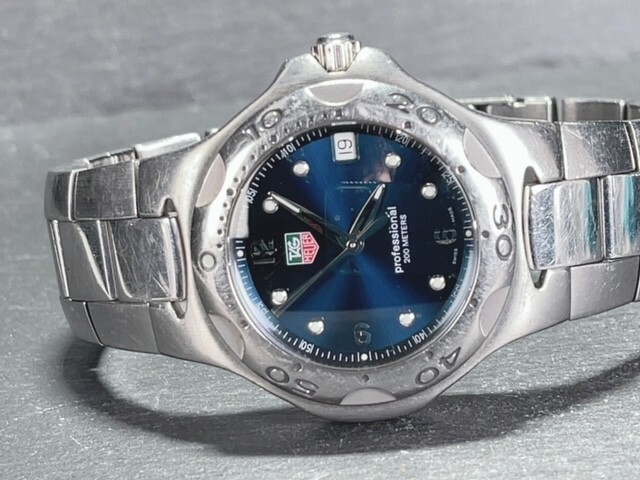 美品 TAG HEUER タグホイヤー PROFESSIONAL プロフェッショナル 200ｍ WL1113 キリウム 腕時計 デイト クォーツ メンズ 高級腕時計の画像5