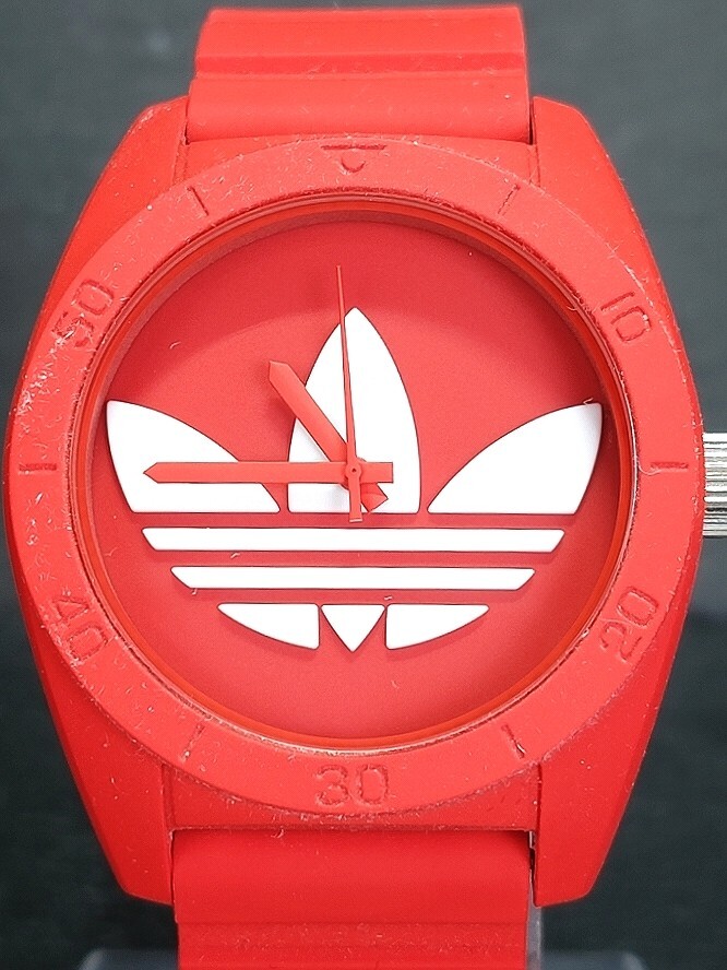 超美品 箱付き adidas アディダス サンティアゴ ADH6168 メンズ アナログ 腕時計 オールレッド ラバーベルト ステンレス 新品電池交換済みの画像1