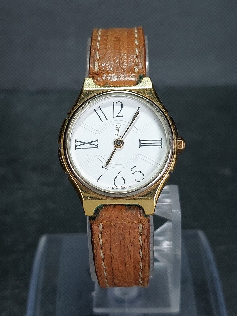 箱付き YSL YVES SAINT LAURENT イヴサンローラン コレクション アナログ 腕時計 ホワイト文字盤 スモールサイズ レザーベルト ステンレス_画像2