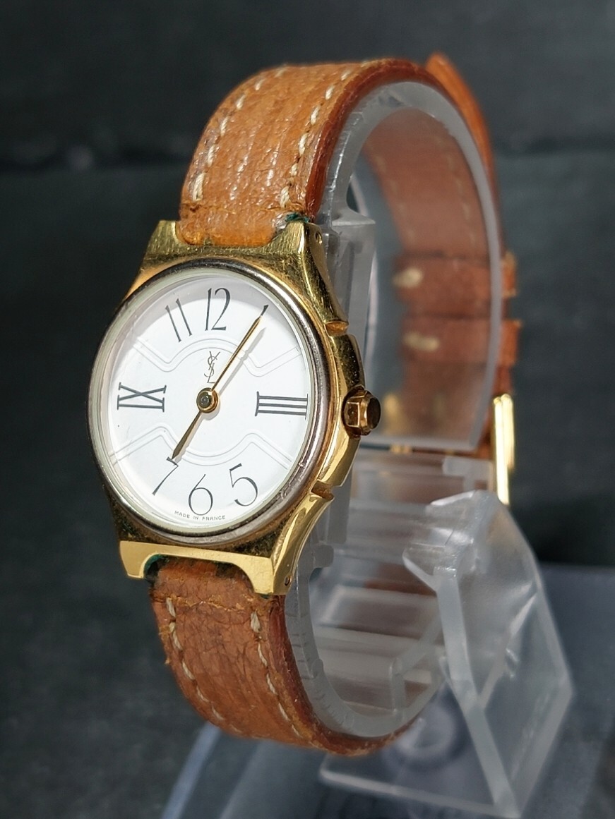 箱付き YSL YVES SAINT LAURENT イヴサンローラン コレクション アナログ 腕時計 ホワイト文字盤 スモールサイズ レザーベルト ステンレス_画像3