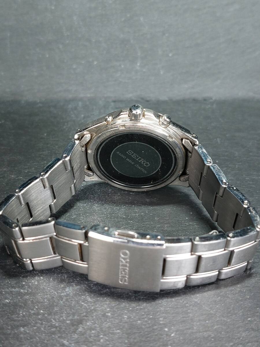 SEIKO セイコー SPIRIT スピリット SBTM021 メンズ アナログ 電波ソーラー 腕時計 シルバー デイトカレンダー メタルベルト 動作確認済みの画像6