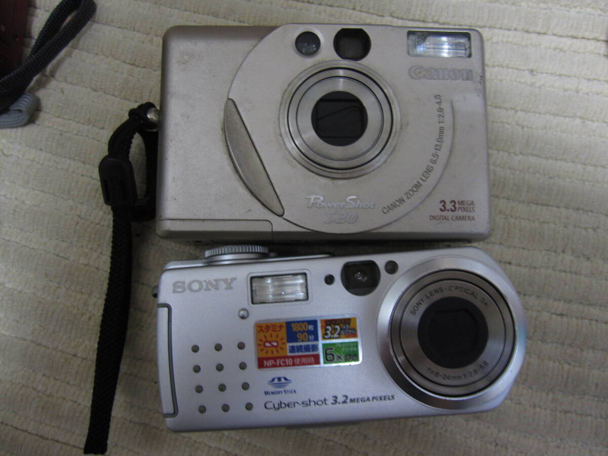 売り切り　100円～FINEPIX　中心　デジカメ　全部で10台まとめて　動作品多数　ジャンク_この2台多分動作しない