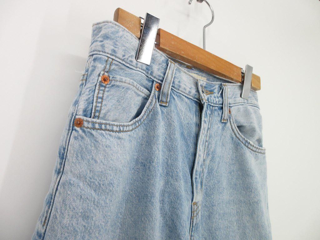 LEVI’S リーバイス 86827-0000 ケミカルウォッシュ デニムパンツ size24/青 ■■ ☆ eba8 レディース ☆ ebb5 レディース_画像2