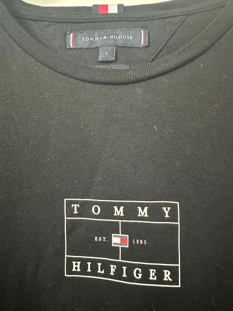 TOMMY HILFIGER トミーヒルフィガー 長袖Tシャツ