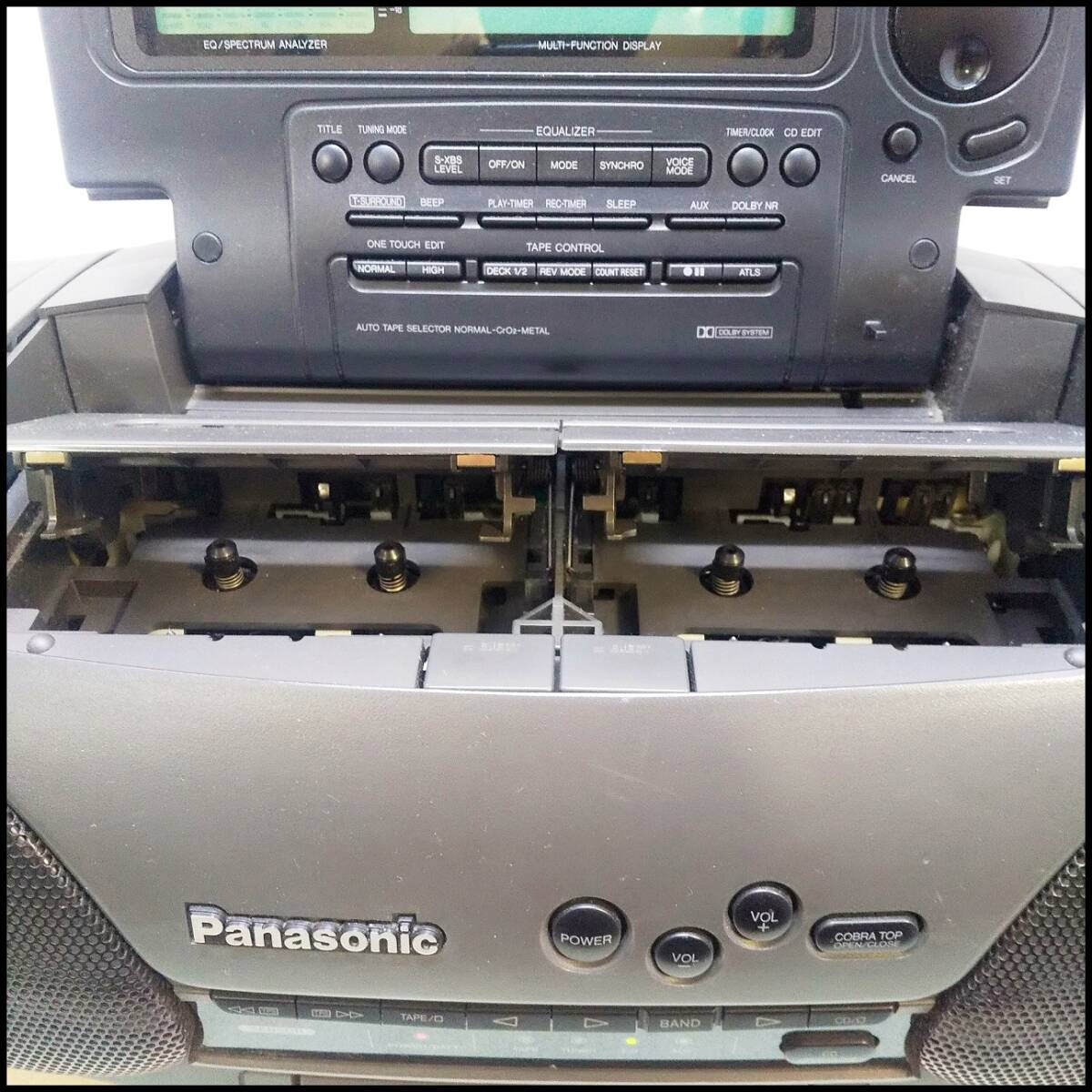 ●Panasonic パナソニック CDラジカセ バブルラジカセ コブラトップ オーディオ機器 RX-DT909 通電OK ジャンク品●R2711の画像3