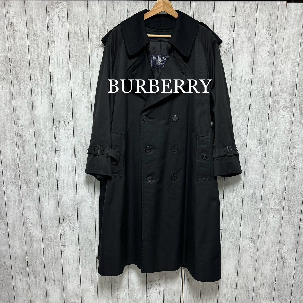 美品！BURBERRY 高級トレンチコート！ブラック！_画像1