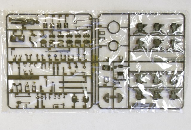 ニチモ 1/35 アメリカ M4A1シャーマン中戦車　ディスプレイキット　絶版品　未組み立て　定形外可_画像5